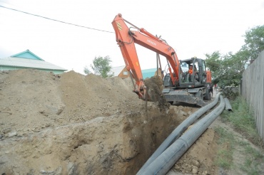 В Левобережной части Улан-Удэ проводят сети водоснабжения
