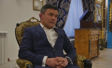 В Улан-Удэ судебные приставы арестовали имущество мецената Льва Бардамова