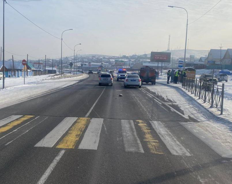 В пригороде Улан-Удэ на "зебре" сбили девочку В пригороде Улан-Удэ на "зебре" сбили девочку