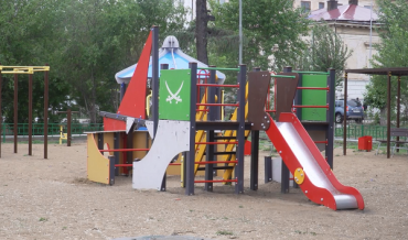 В Бурятии построят 14 детских площадок за 100 млн рублей