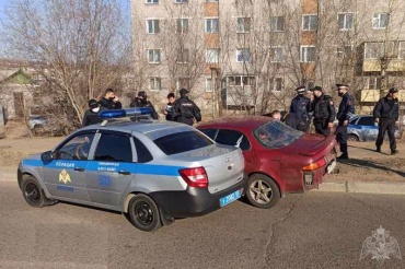 В Улан-Удэ пьяный водитель протаранил здание заправки