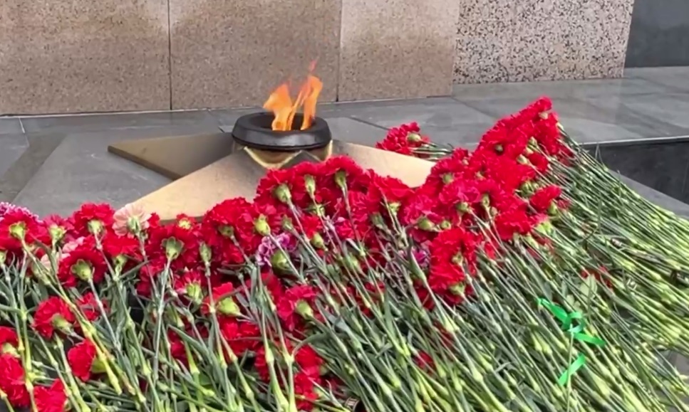 В Улан-Удэ в День окончания Второй мировой войны почтили память павших героев В Улан-Удэ в День окончания Второй мировой войны почтили память павших героев