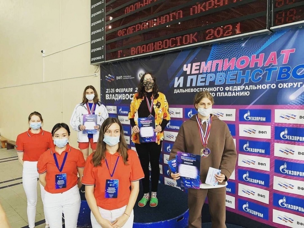 Спортсменка из Бурятии завоевала 3 «золота» чемпионата ДФО по плаванию