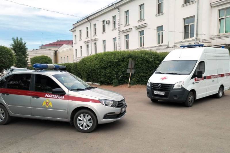 Пьяный житель Бурятии устроил дебош в городской больнице Пьяный житель Бурятии устроил дебош в городской больнице