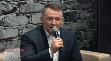 Без галстуков: Вячеслав Дамдинцурунов встретился с представителями молодежных движений Бурятии