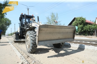 В Улан-Удэ продолжается ремонт дороги на ул. Чертенкова