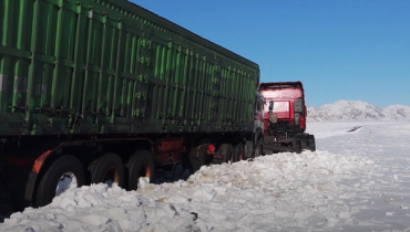 Бурятия продолжает помогать Монголии. От бескормицы в стране погибло почти 6 млн голов скота