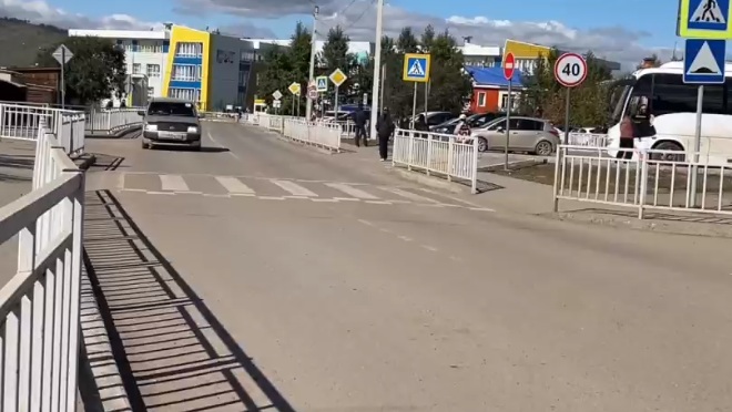 В Улан-Удэ сдали в эксплуатацию самую длинную отремонтированную дорогу В Улан-Удэ сдали в эксплуатацию самую длинную отремонтированную дорогу