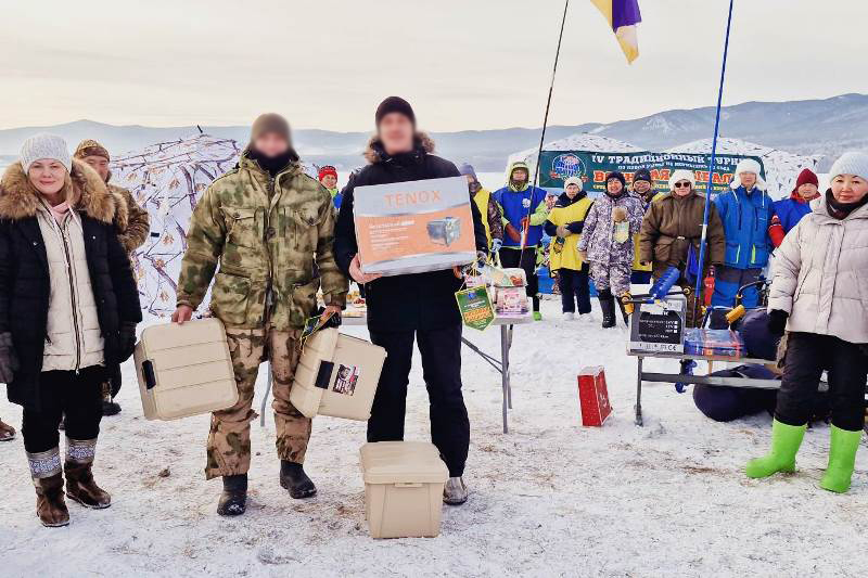 В Бурятии росгвардейцы посоревновались в ловле рыбы на льду В Бурятии росгвардейцы посоревновались в ловле рыбы на льду