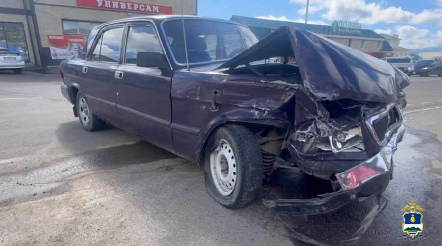 Пенсионерка пострадала в массовом ДТП в Улан-Удэ Пенсионерка пострадала в массовом ДТП в Улан-Удэ