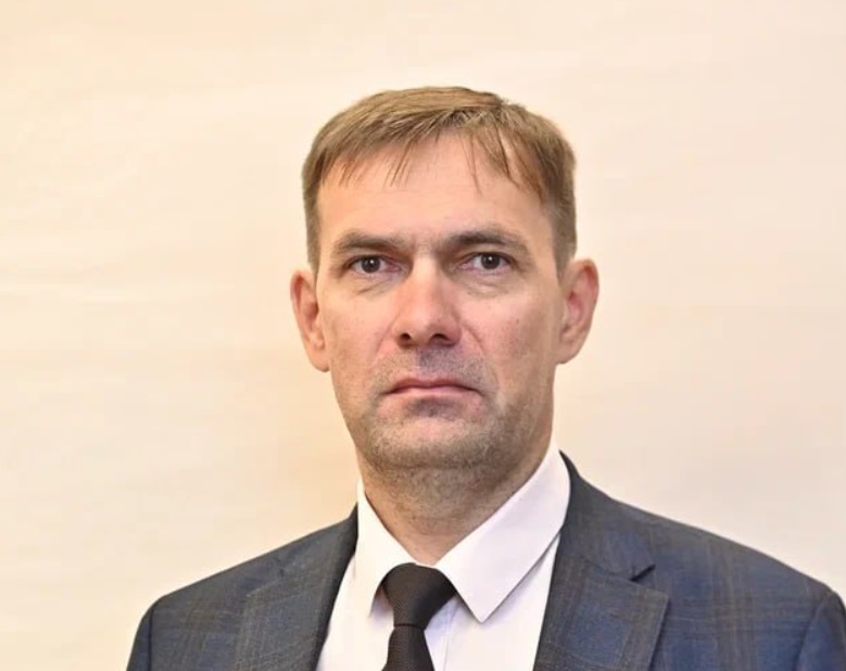 Дмитрий Кобунов назначен на должность первого замминистра строительства Бурятии Дмитрий Кобунов назначен на должность первого замминистра строительства Бурятии