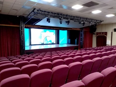 В Хоринске готовятся к открытию 3D-кинотеатра
