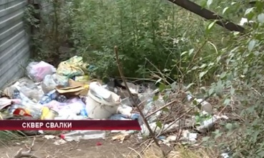 Сквер Победы в Улан-Удэ завалили мусором