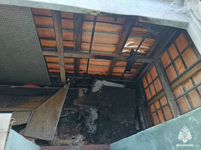 На пожаре в Улан-Удэ пострадала пенсионерка На пожаре в Улан-Удэ пострадала пенсионерка