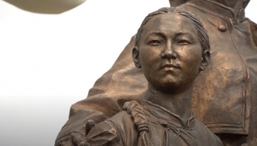 В Улан-Удэ открыли памятник труженикам тыла и детям войны