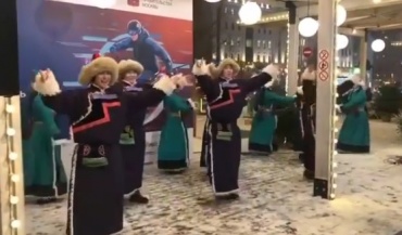 Театр «Байкал» танцует на Новом Арбате