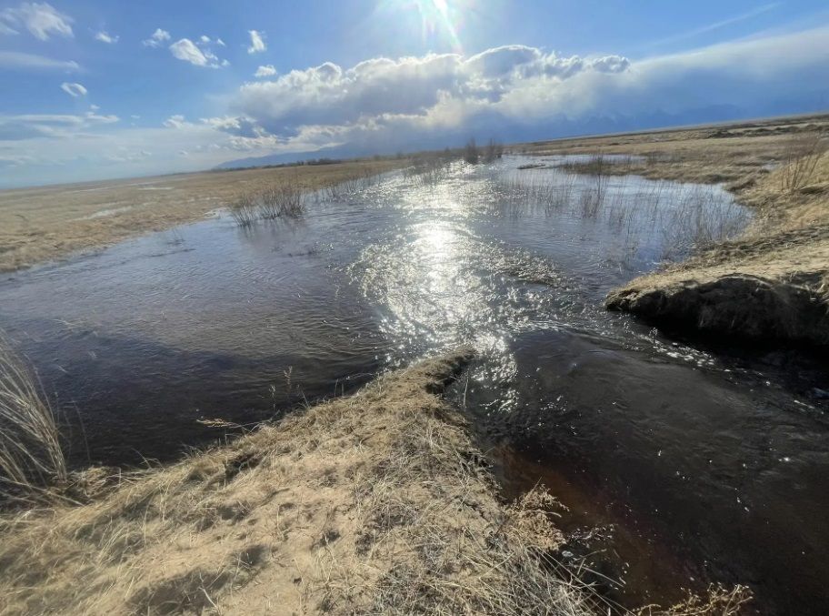 В одном из улусов Бурятии разлилась река В одном из улусов Бурятии разлилась река