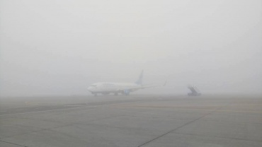 Аэропорт "Байкал" временно закрыт из-за тумана