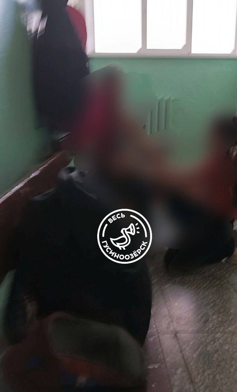Следком Бурятии найдет виновных в конфликте школьниц в Гусиноозерске Следком Бурятии найдет виновных в конфликте школьниц в Гусиноозерске