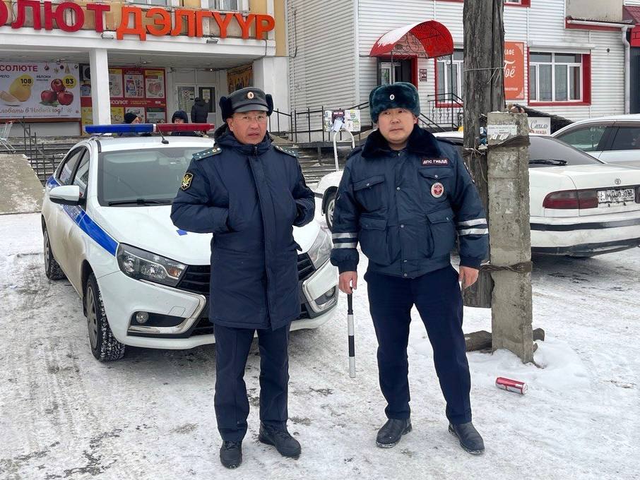 В Бурятии арестован автомобиль и задержан нелегал В Бурятии арестован автомобиль и задержан нелегал