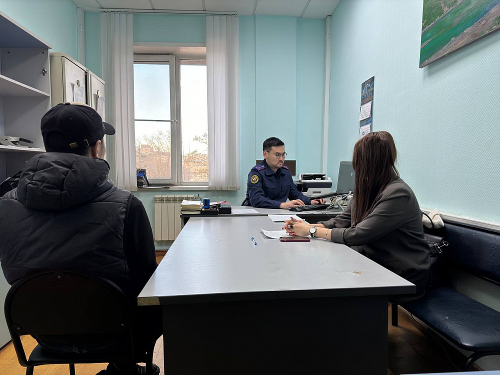 Подозреваемого в убийстве охранника закрыли в СИЗО до 27 мая Подозреваемого в убийстве охранника закрыли в СИЗО до 27 мая
