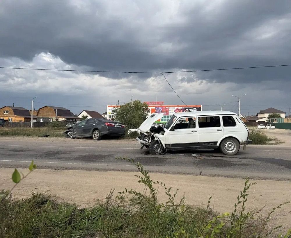 В Улан-Удэ три человека пострадали в ДТП В Улан-Удэ три человека пострадали в ДТП