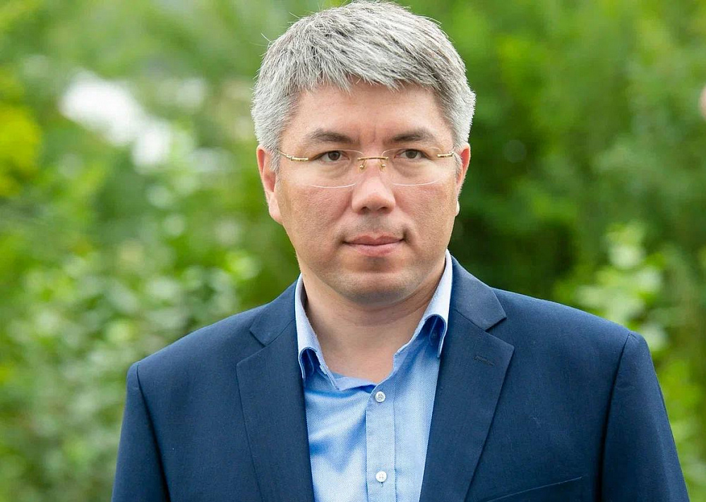 Алексей Цыденов и Владимир Путин прибыли в Монголию Алексей Цыденов и Владимир Путин прибыли в Монголию