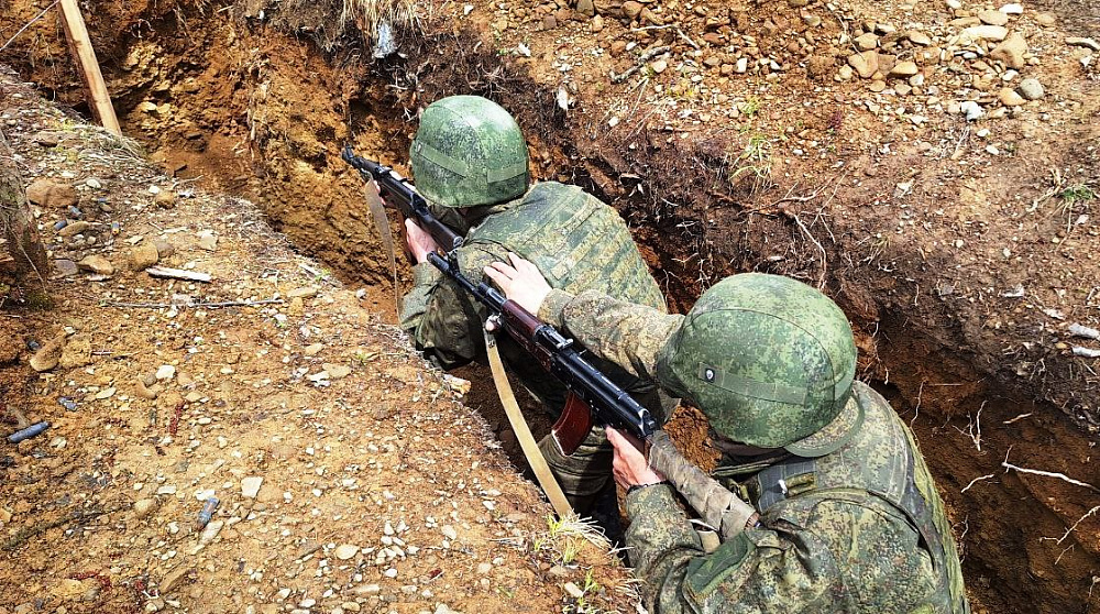 Военнослужащие ВВО отработали действия в наступлении и обороне на полигоне в Бурятии Военнослужащие ВВО отработали действия в наступлении и обороне на полигоне в Бурятии