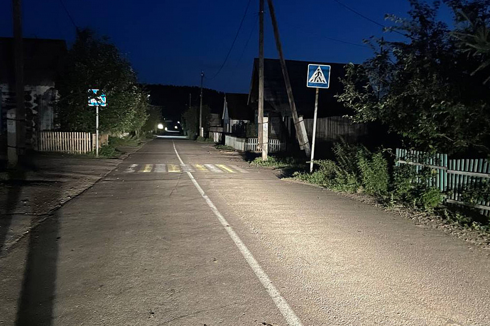 В Бурятии 13-летний мотоциклист врезался в корову, а затем еще и в электроопору В Бурятии 13-летний мотоциклист врезался в корову, а затем еще и в электроопору