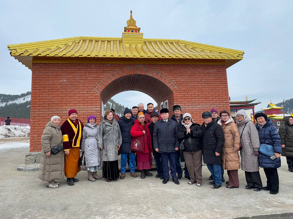 В Бурятии освятили «Врата открытия возможностей» В Бурятии освятили «Врата открытия возможностей»