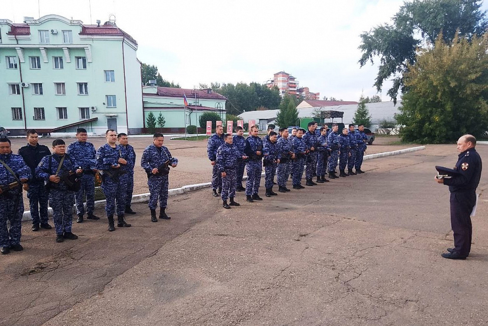 В Улан-Удэ почтили память погибшего сотрудника вневедомственной охраны В Улан-Удэ почтили память погибшего сотрудника вневедомственной охраны