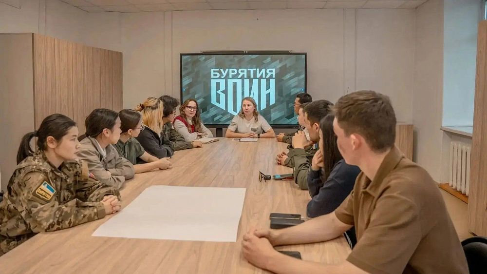 Бурятия в числе регионов с наибольшим охватом молодежи по патриотическому воспитанию в Центре «ВОИН» Бурятия в числе регионов с наибольшим охватом молодежи по патриотическому воспитанию в Центре «ВОИН»