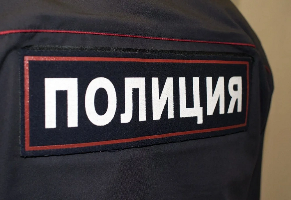 Жительница Бурятии собрала в поле коноплю для себя. Но пришли полицейские Жительница Бурятии собрала в поле коноплю для себя. Но пришли полицейские