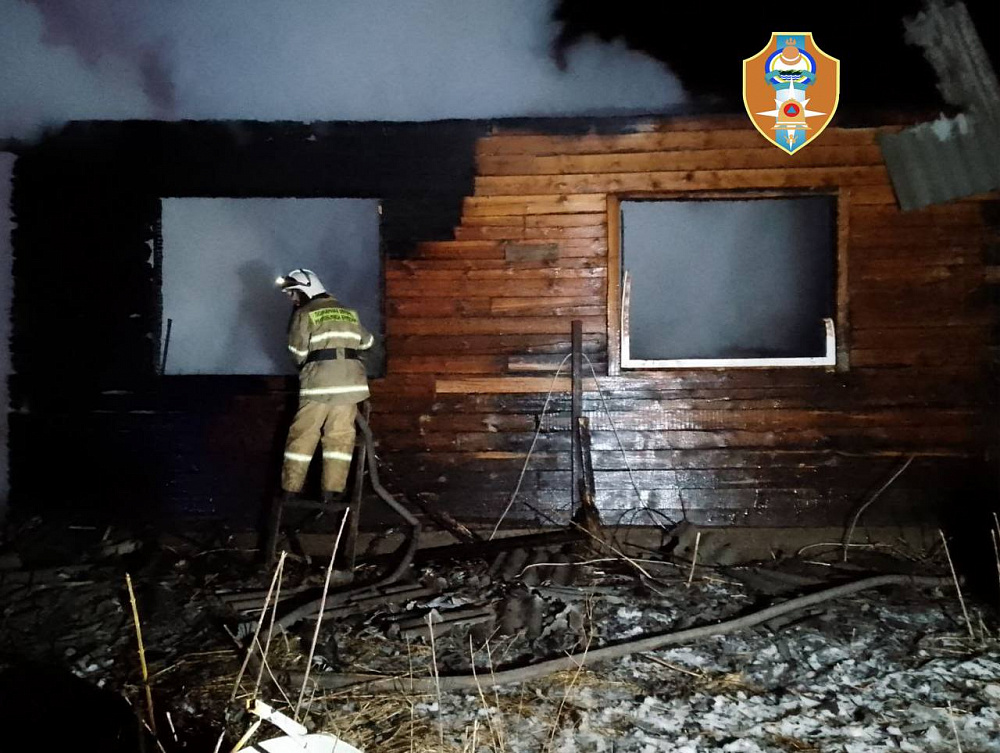 Многодетная семья осталась без крова из-за пожара в Бурятии