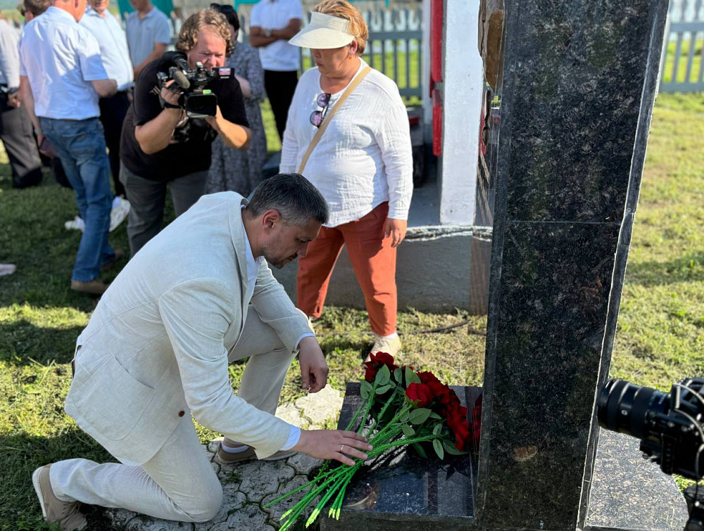 Спасшему жизни 150 бойцам Артему Дамбаеву хотят присвоить звание Героя России Спасшему жизни 150 бойцам Артему Дамбаеву хотят присвоить звание Героя России