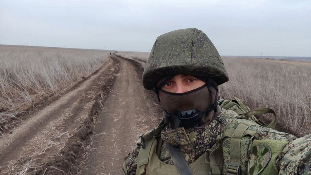 Военного из Бурятии за организацию связи в зоне СВО наградили медалью «Суворова»