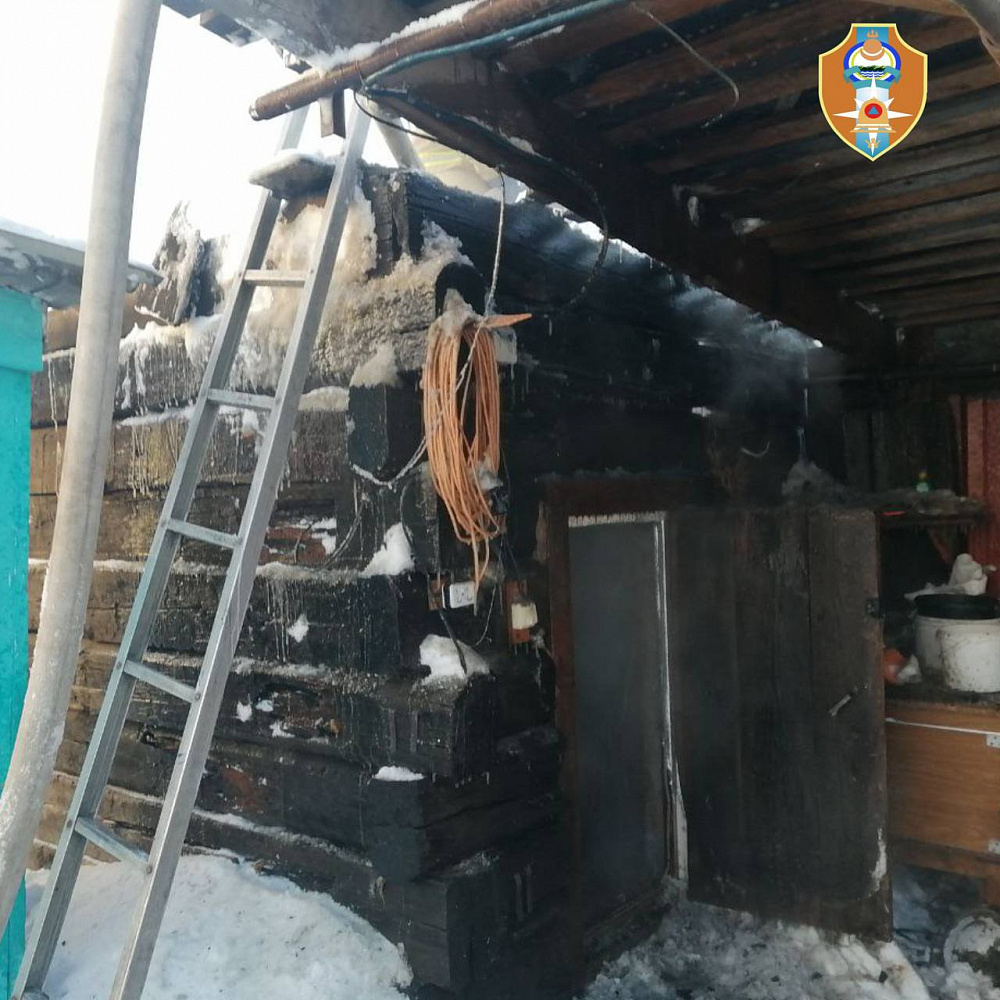 В Бурятии короткое замыкание и печное отопление привели к трем пожарам