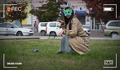 Есть собачий корм, лаять и нападать: новый тренд среди детей. УУlive про квадроберов