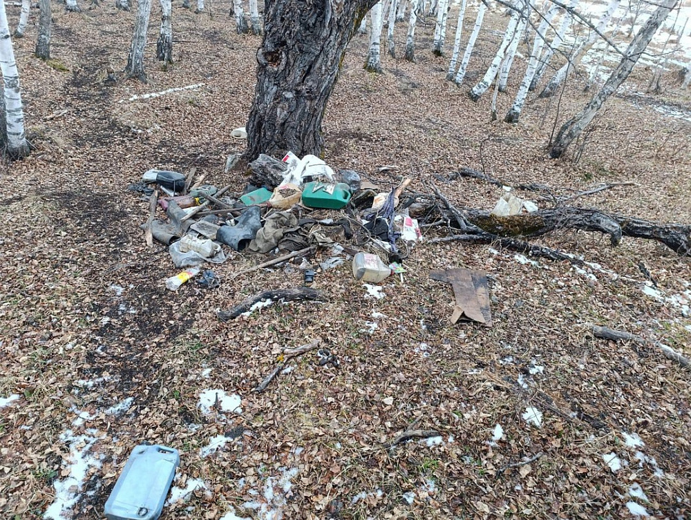 Жителю поселка Аршан в Бурятии грозит штраф за мусор Жителю поселка Аршан в Бурятии грозит штраф за мусор