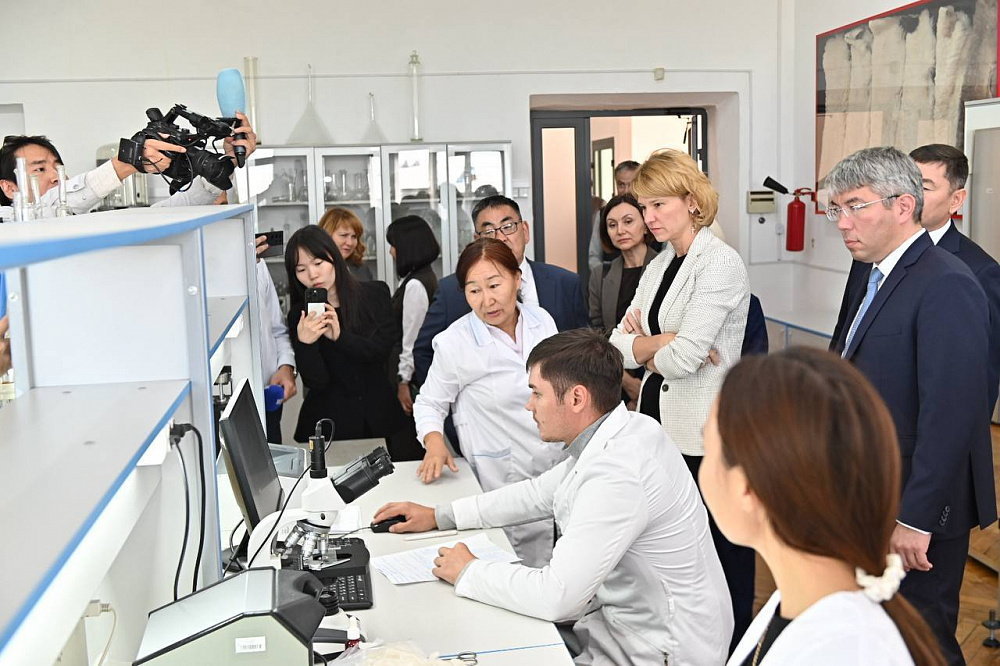 В Бурятию с рабочим визитом прибыла министр сельского хозяйства России В Бурятию с рабочим визитом прибыла министр сельского хозяйства России