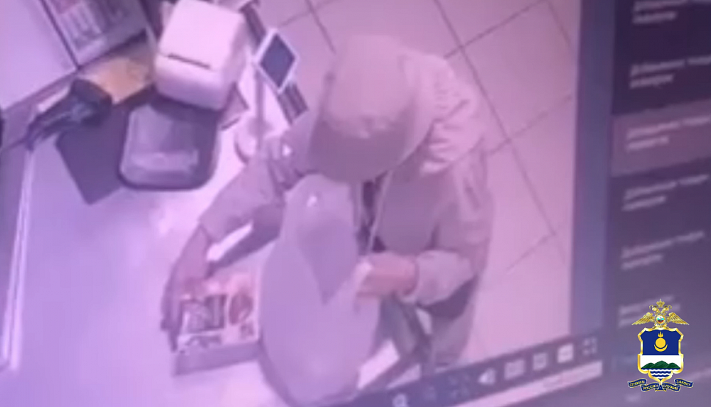 Пожилая уланудэнка оплачивала свои покупки чужой картой