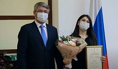 Глава Бурятии поздравил журналистов с Днём Печати