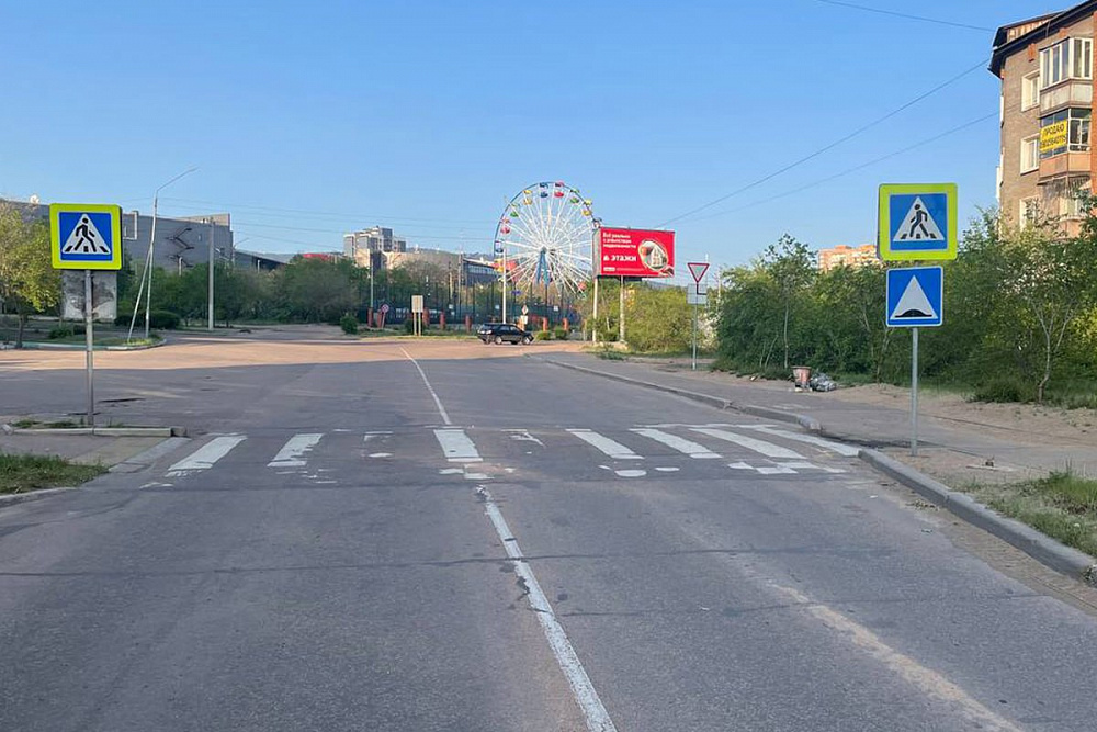 В Улан-Удэ на «зебре» сбили ребенка. Водитель скрылся В Улан-Удэ на «зебре» сбили ребенка. Водитель скрылся