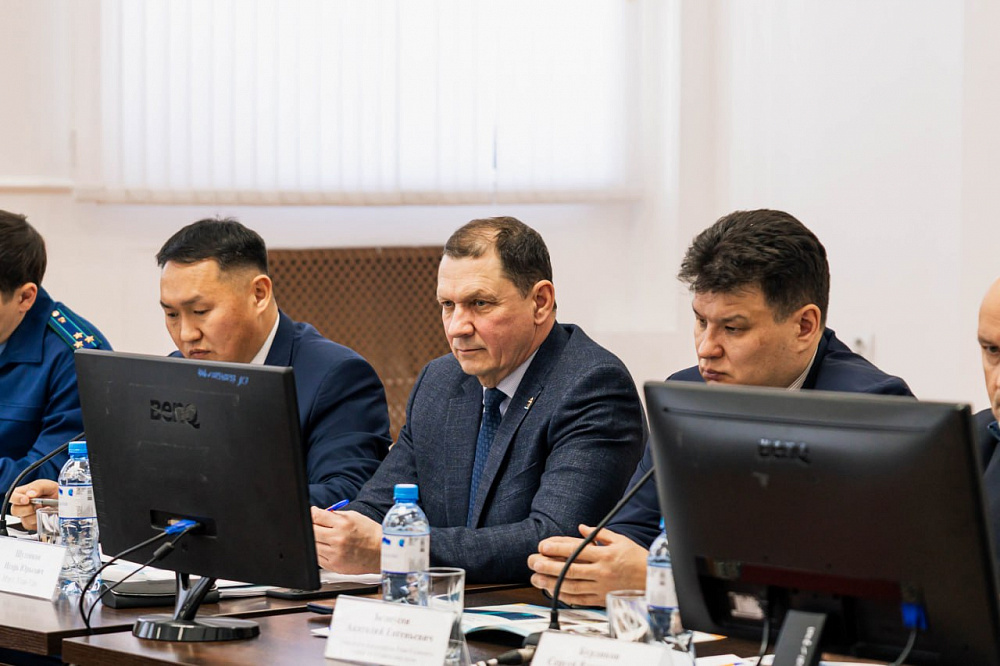 В Улан-Удэ обсудили преображение центра города в рамках мастер-плана В Улан-Удэ обсудили преображение центра города в рамках мастер-плана