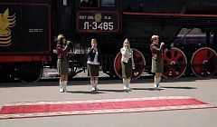 «Поезд Победы» со слезами на глазах