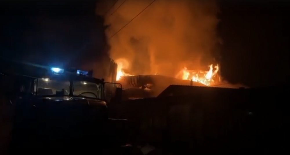 В ДНТ Улан-Удэ мужчина получил ожоги на пожаре В ДНТ Улан-Удэ мужчина получил ожоги на пожаре