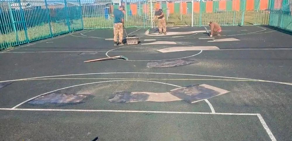 В селе Бурятии подрядчика заставили соблюдать гарантии по детской площадке В селе Бурятии подрядчика заставили соблюдать гарантии по детской площадке