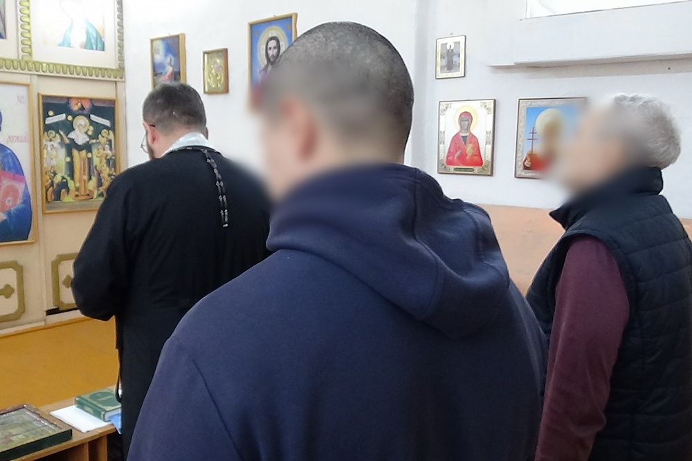 В следственном изоляторе Бурятии исповедались подозреваемые