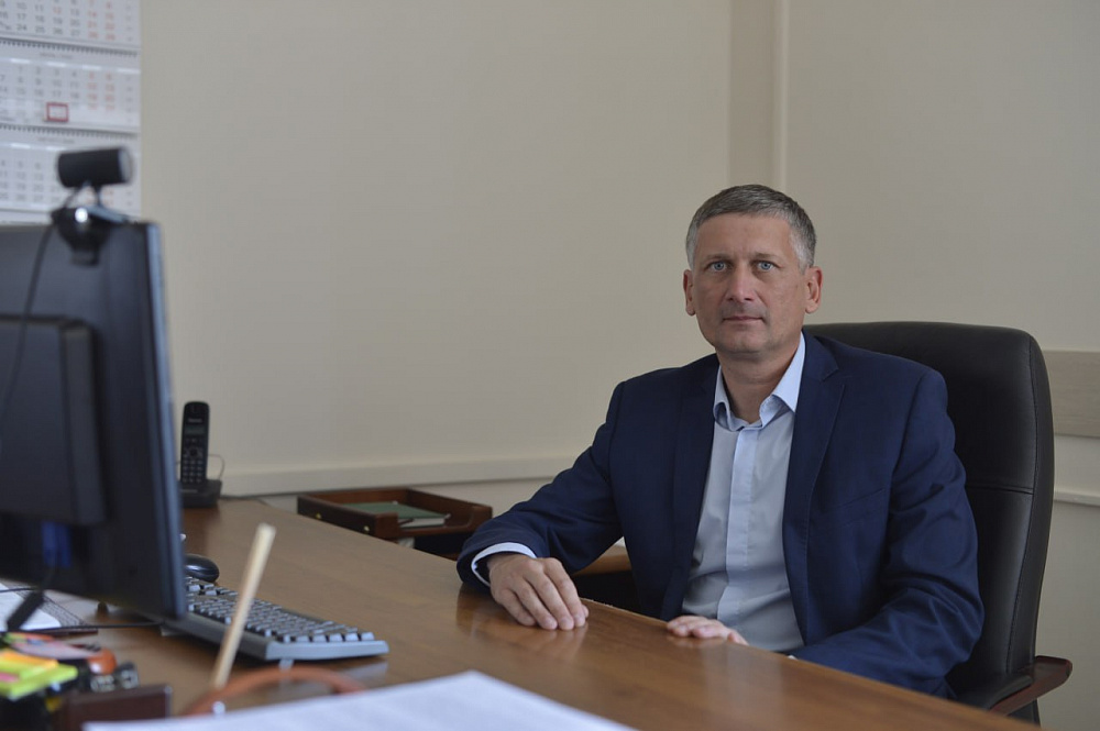 В Бурятии назначили нового замминистра промышленности, торговли и инвестиций В Бурятии назначили нового замминистра промышленности, торговли и инвестиций