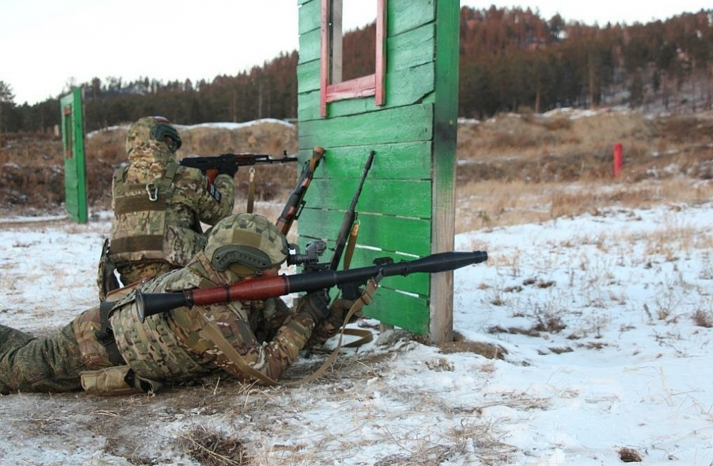 Обновленный рубеж для подготовки гранатометчиков осваивают на полигоне ВВО в Бурятии Обновленный рубеж для подготовки гранатометчиков осваивают на полигоне ВВО в Бурятии